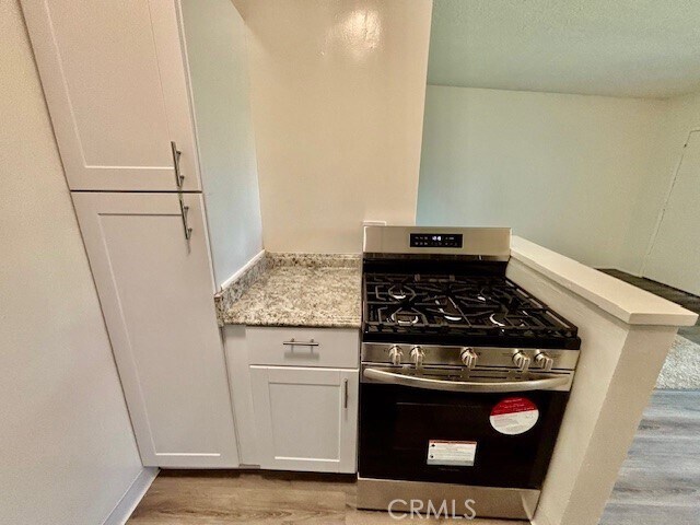 Building Photo - 1820 W Sallie Ln