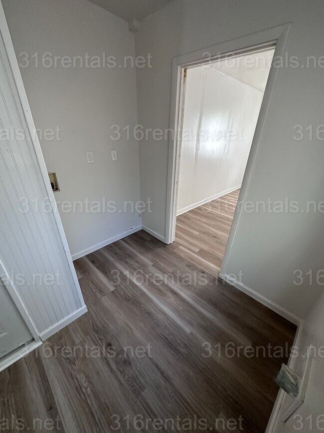 Building Photo - COMING SOON, PLEASE CHECK BACK.