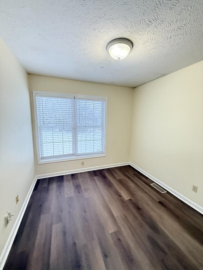 Building Photo - 1744 Kepley Rd