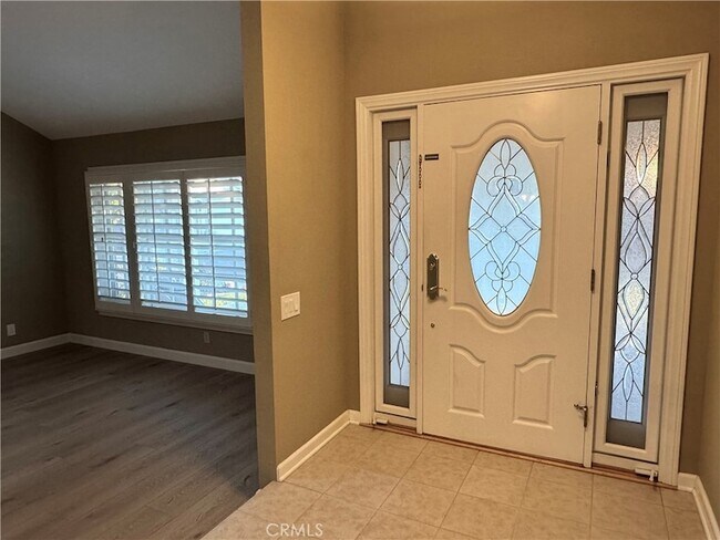 Building Photo - 6951 Lawn Haven Dr