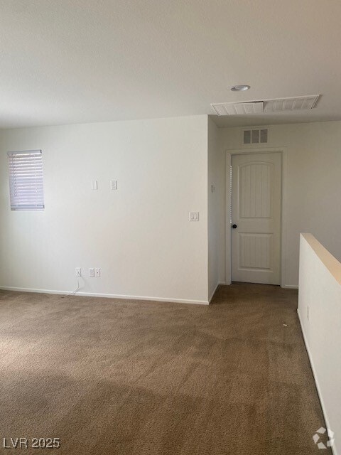 Building Photo - 7918 Point Oaks Ct