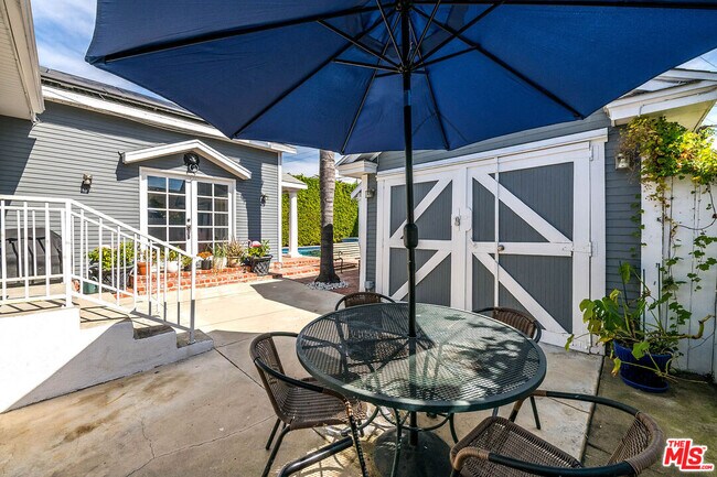 Building Photo - 1308 N Ogden Dr