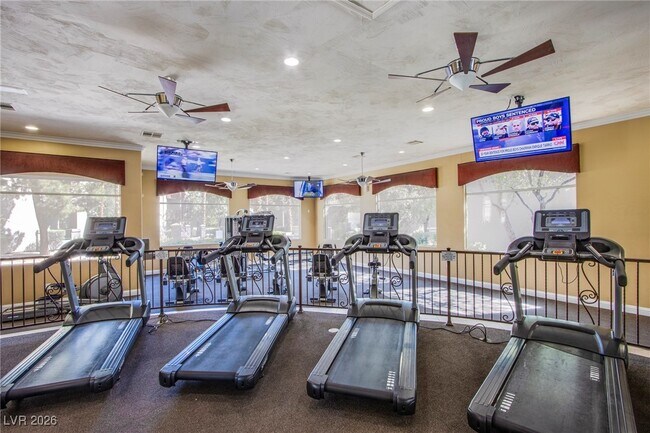 Building Photo - 4400 S Jones Blvd