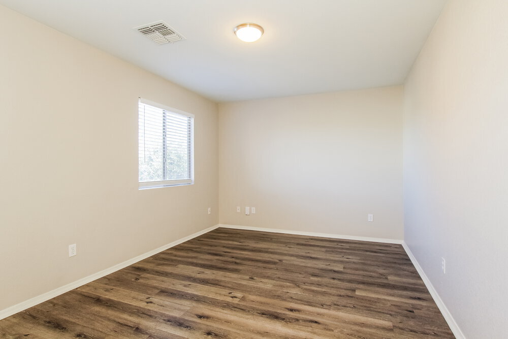 Building Photo - 17037 W Marshall Ln