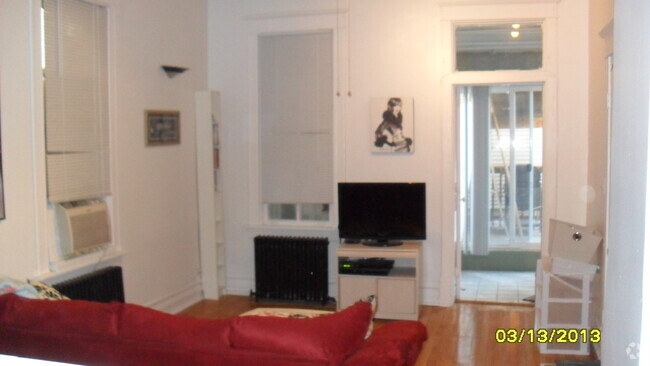 Building Photo - 3736 N Ashland Ave