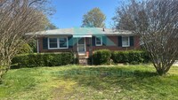 Building Photo - 1701 Phillips Ave