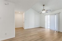Building Photo - 10051 Westpark Dr