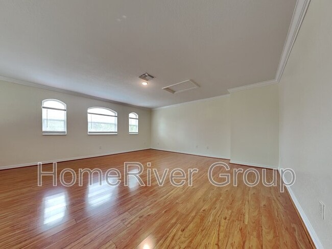 Building Photo - 1661 Birdie Dr