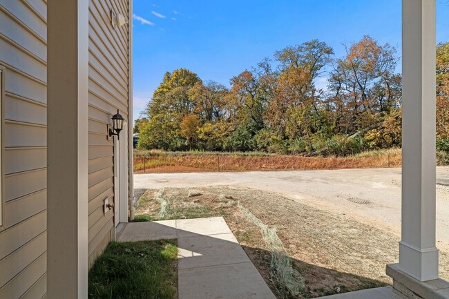 Building Photo - 2306 Palermo Dr
