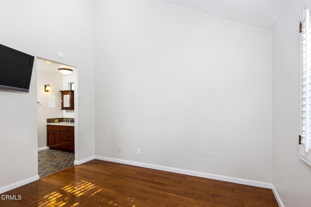 Building Photo - 249 Alpine St