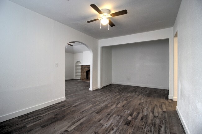 Primary Photo - 1004 NE 19th St