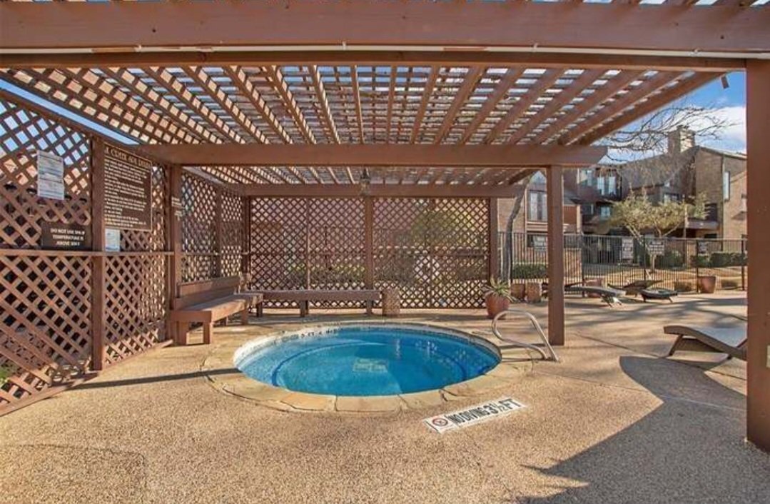 Building Photo - 1704 Baird Farm Cir