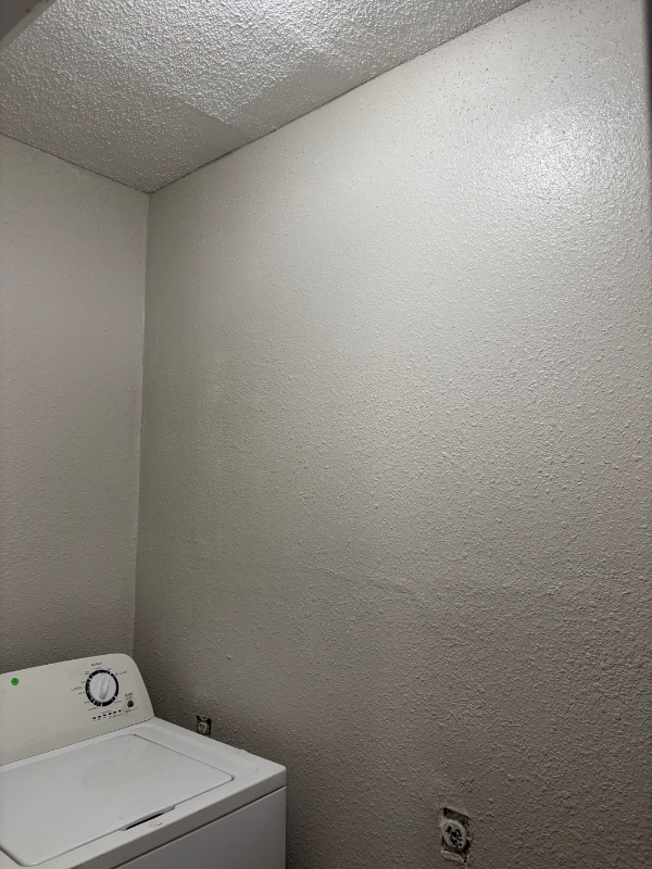 Building Photo - 230 Schmeltzer Ln