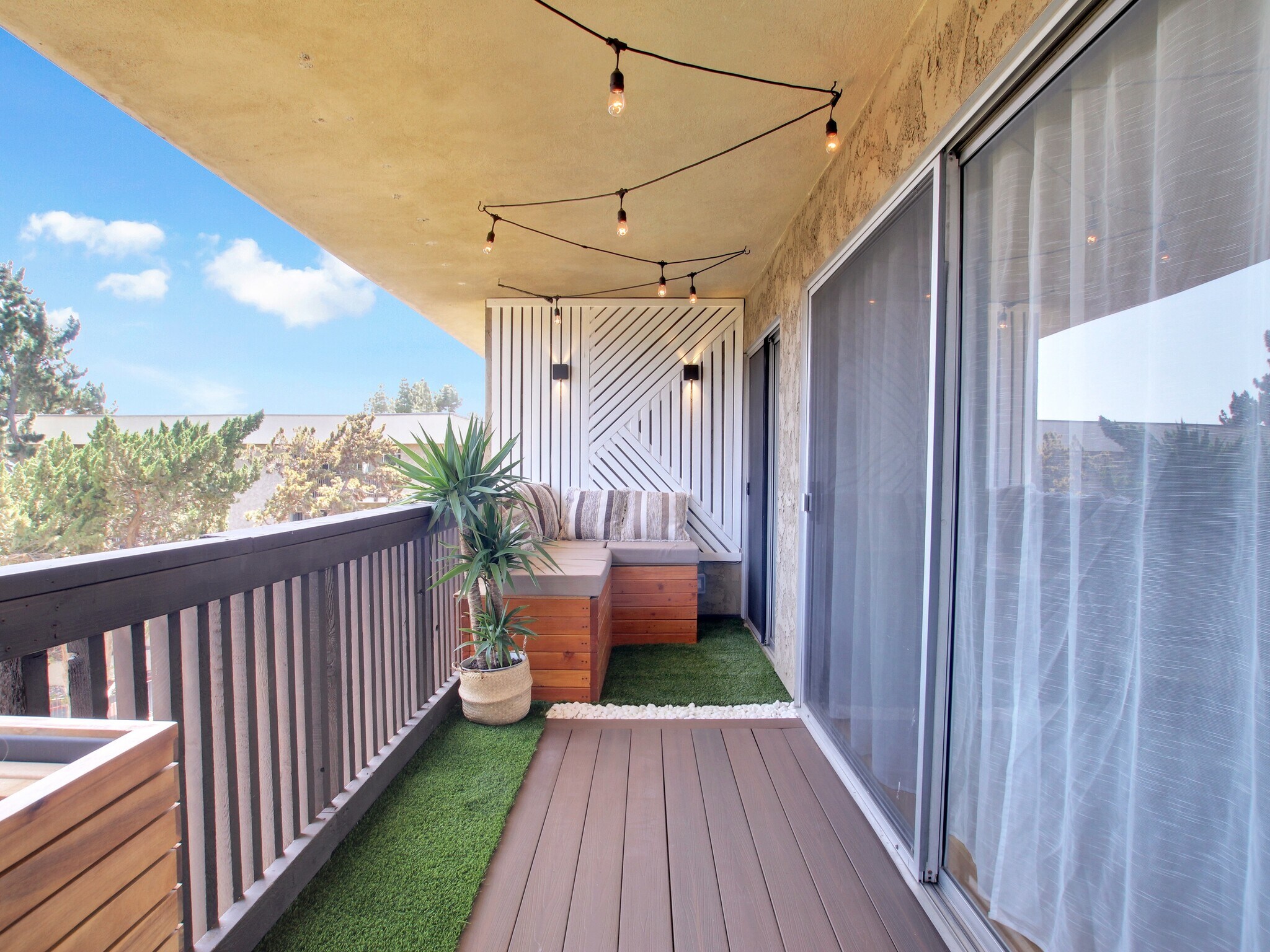 Building Photo - 6314 Friars Rd