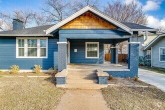 Building Photo - 3820 Calmont Ave