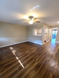 Building Photo - 82 Canterbury D