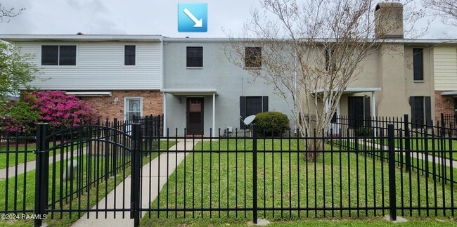 Building Photo - 403 Bell Downs Dr