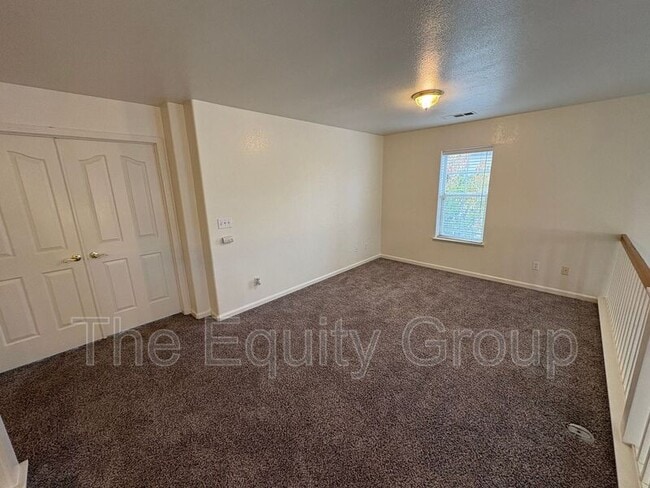 Building Photo - 2650 S Peppertree St