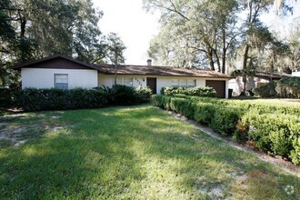 Building Photo - Black Oaks Subdivision