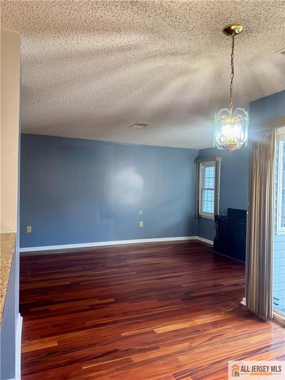 Building Photo - 826 Edpas Rd