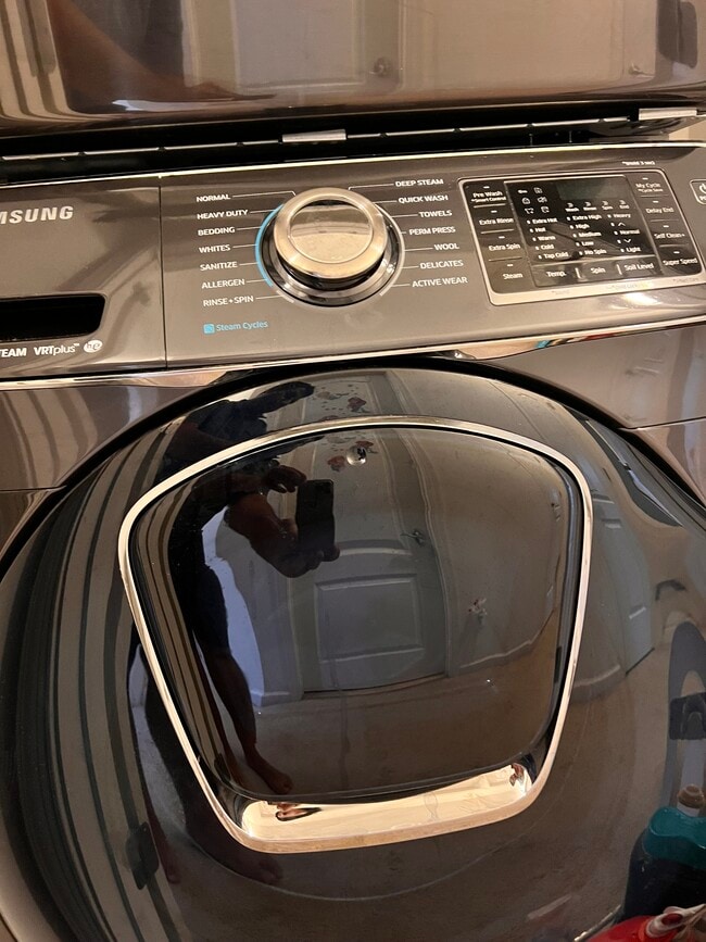 Building Photo - 7932 John Galt Wy