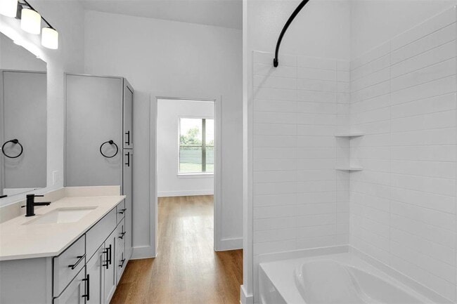 Building Photo - 1408 Forward Dr