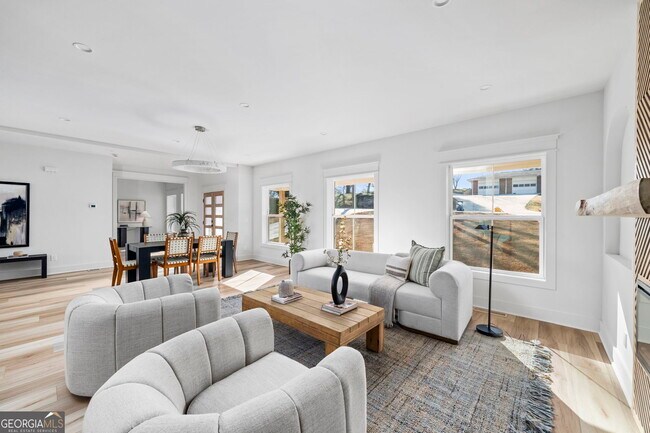 Building Photo - 3784 Pine Needle Dr NW