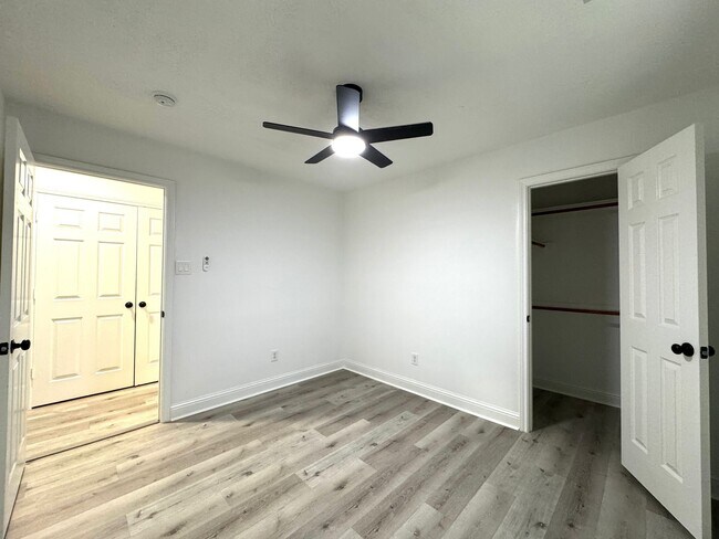 Building Photo - 3265 Jessica Ct