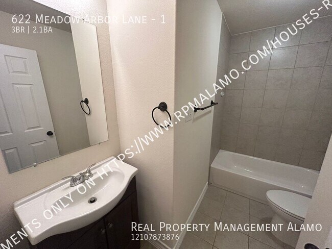 Building Photo - 622 Meadow Arbor Ln
