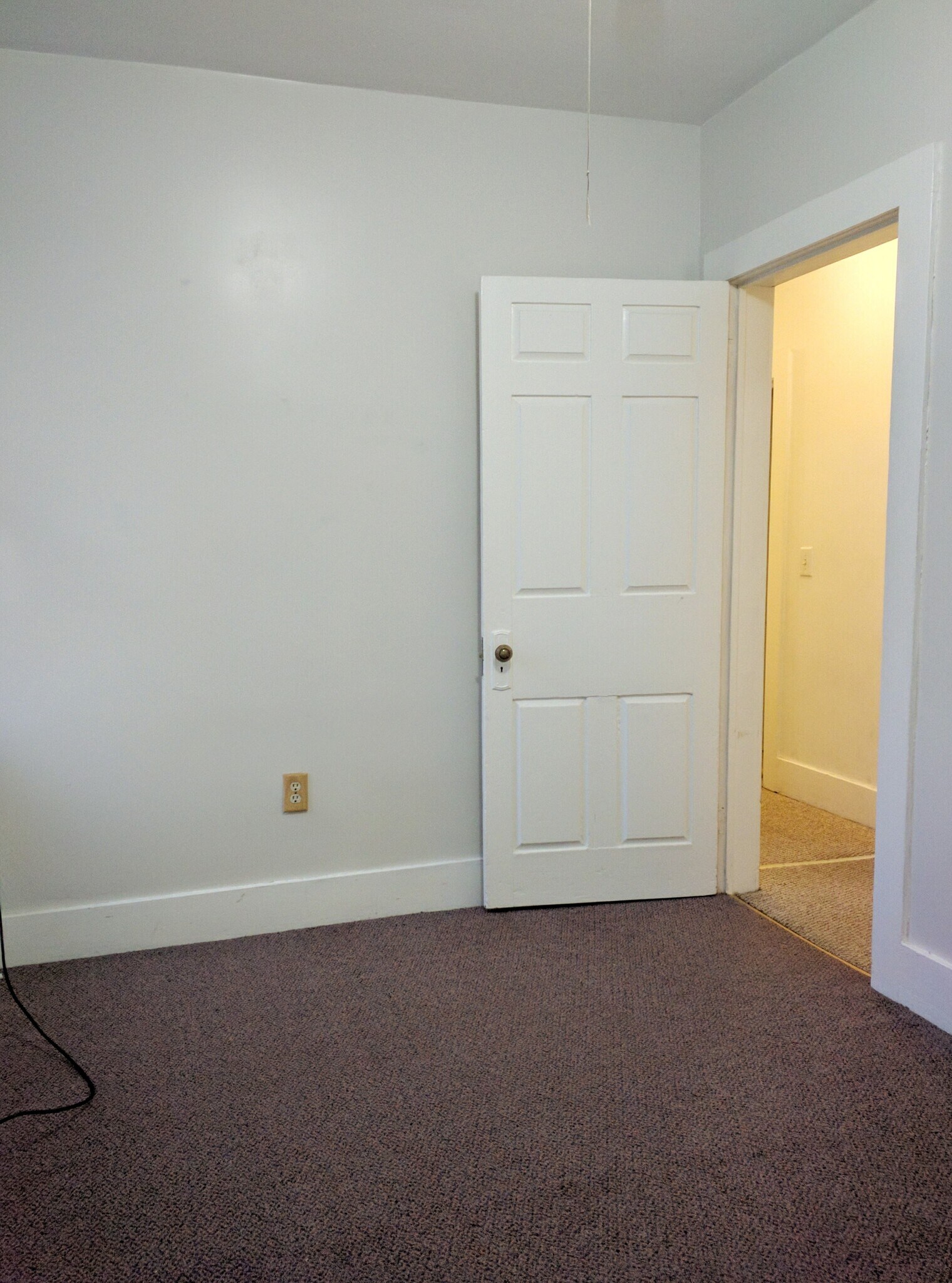 Bedroom or study - 100 N Main St