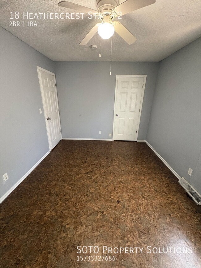 Building Photo - 18 Heathercrest St