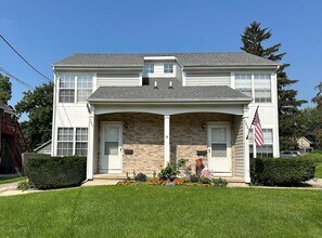 Building Photo - 540 N Crystal Ave