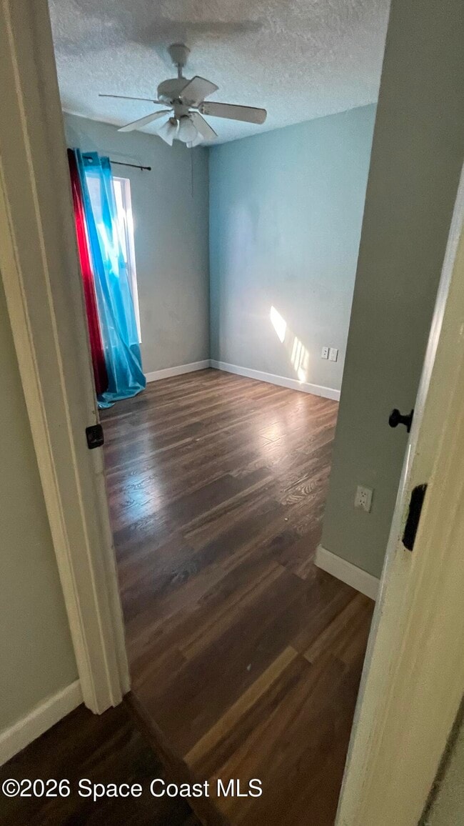 Building Photo - 2555 Street Pauls Dr