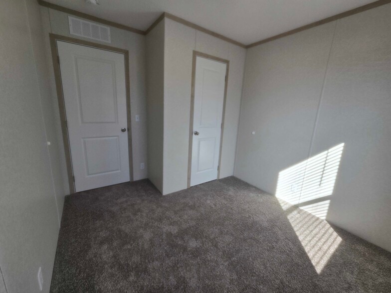 Building Photo - 3510 N 9th St