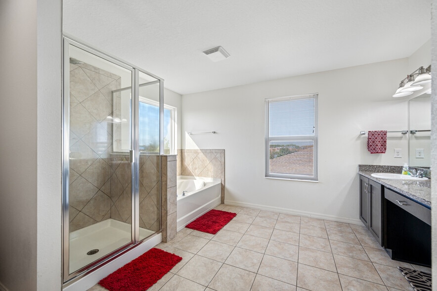 Building Photo - 12171 Moss Lake Loop