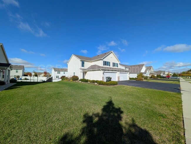 Building Photo - 646 Vine St