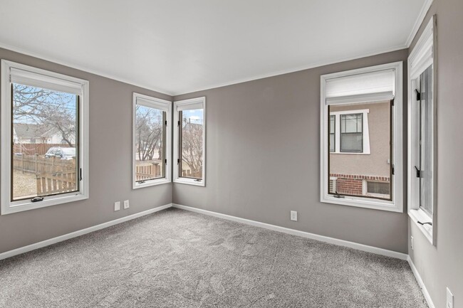 Building Photo - 5432 France Ave S