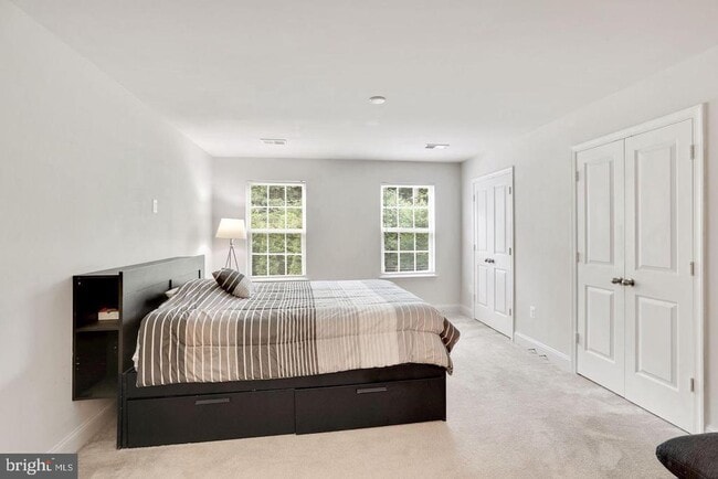 Building Photo - 4600 Potomac Highlands Cir
