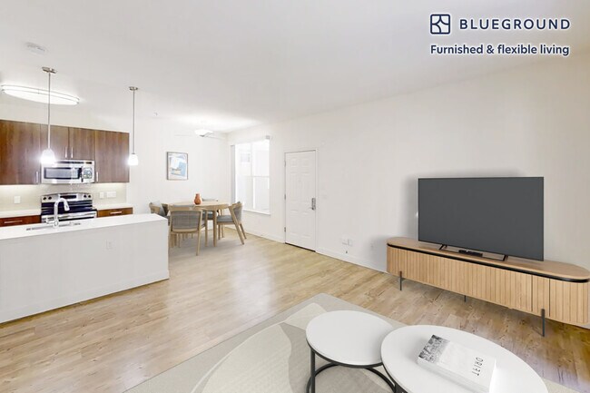 Building Photo - 1257 Lakeside Dr