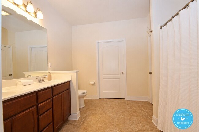Building Photo - 2129 Weststone Rd