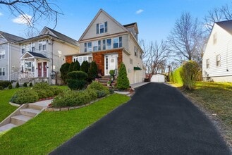 Building Photo - 336 W Palisade Ave