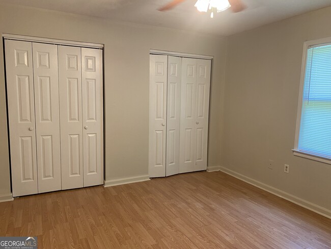 Building Photo - 625 Whitehall Rd