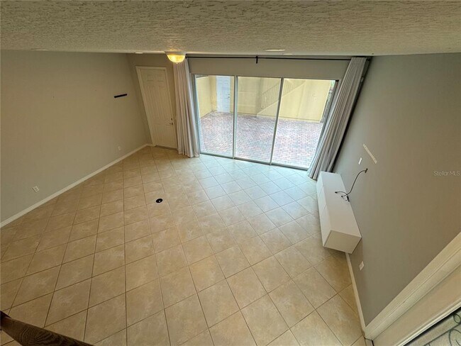 Building Photo - 11902 Lorenza Ln