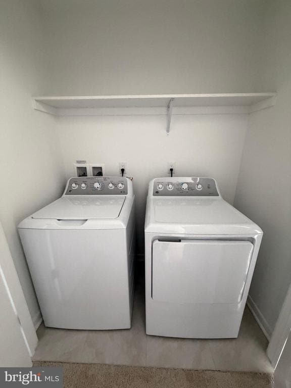 Building Photo - 38 Basswood St