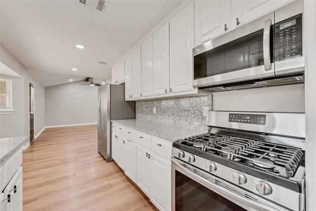 Building Photo - 306 Asbury Cir