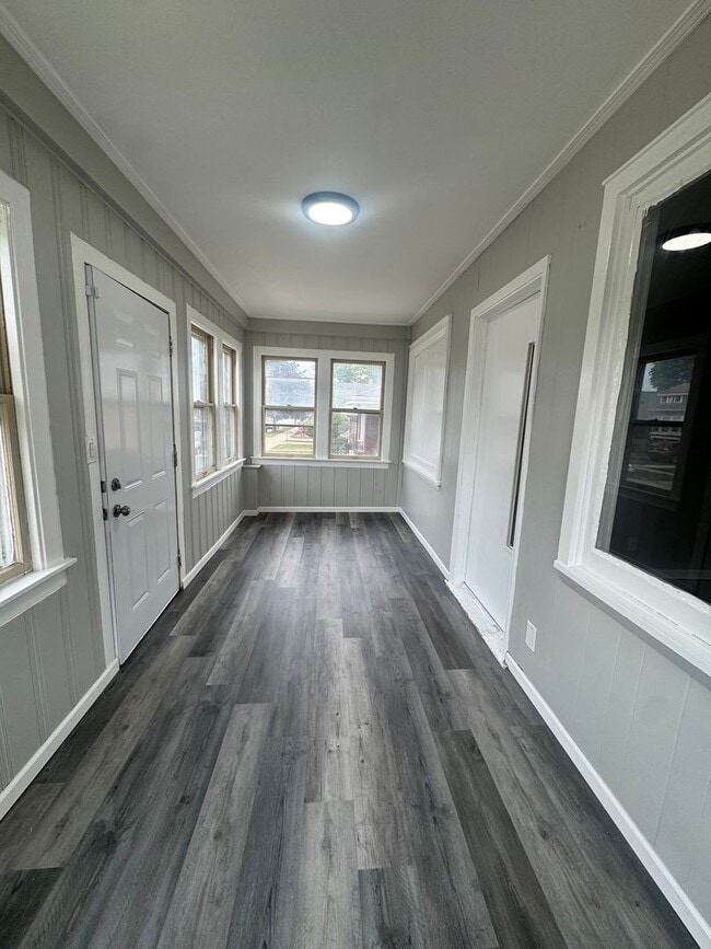 Building Photo - Beautiful 2-bedroom house for Rent AVAILAB...