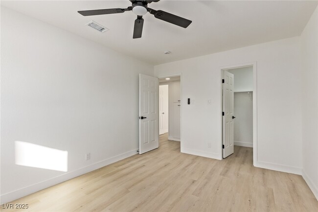 Building Photo - 2368 Winterwood Blvd