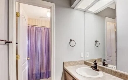 Building Photo - 406 Miner Dr