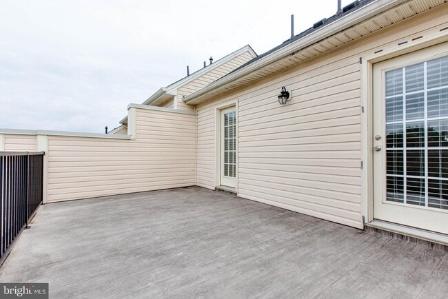Building Photo - 7048 Foxton Way