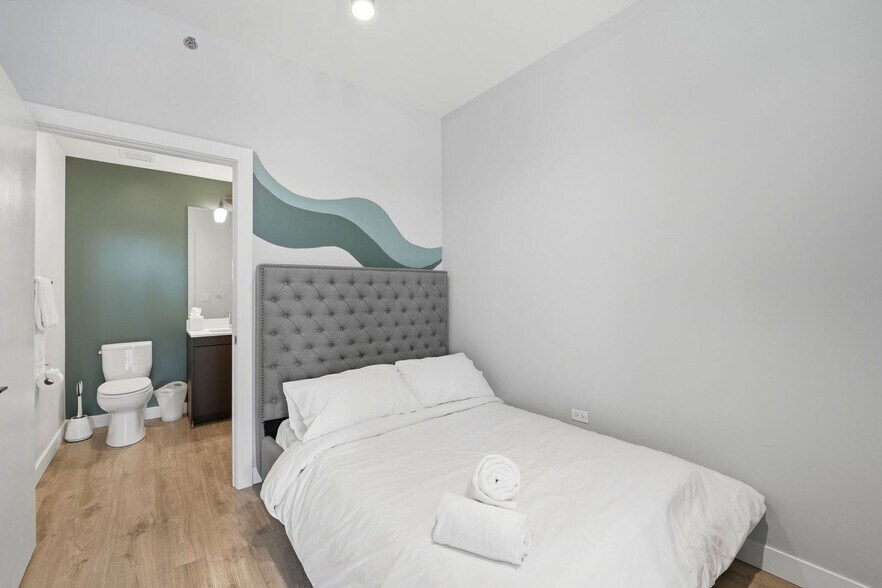 Building Photo - 417 S Dearborn St